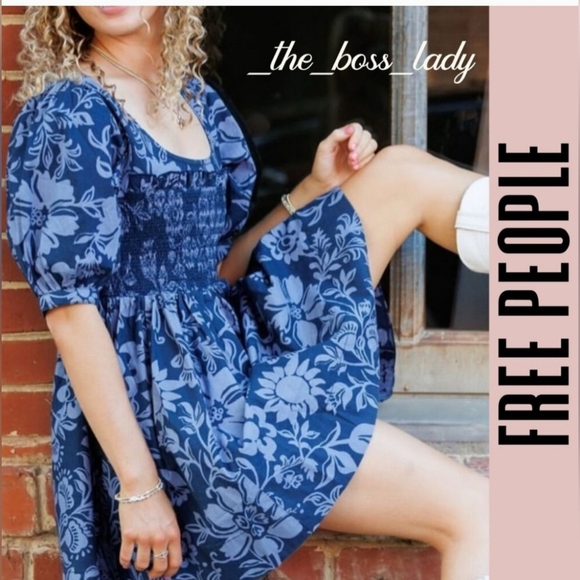 Free People Navy Floral Mini Dress W/ Puff Sleeves Smocked Bodice& Heart Buttons - Picture 4 of 13